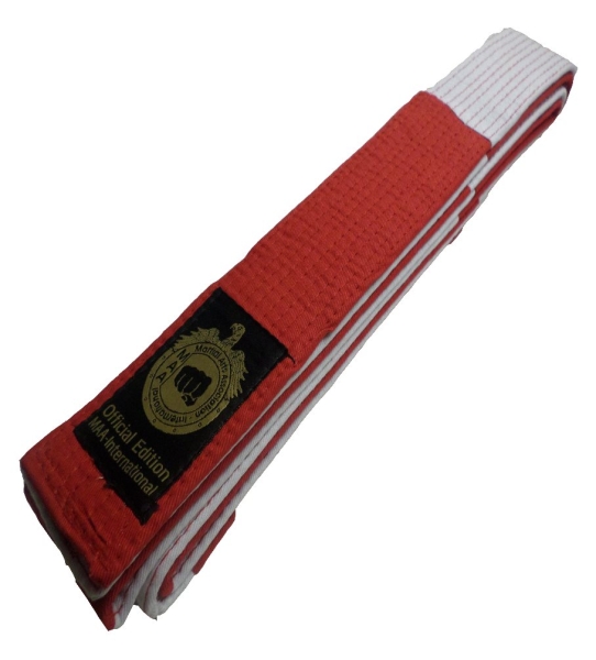MAA Int. Official Grand Master Belt Weiß-Rot geblockt